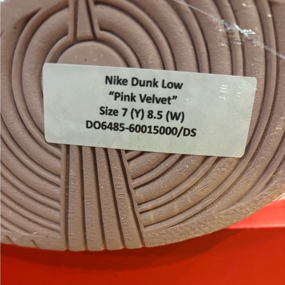 NEW! NIKE Dunk Low GS 7Y | Pink Glaze White Pomegranate - Picture 16 of 16